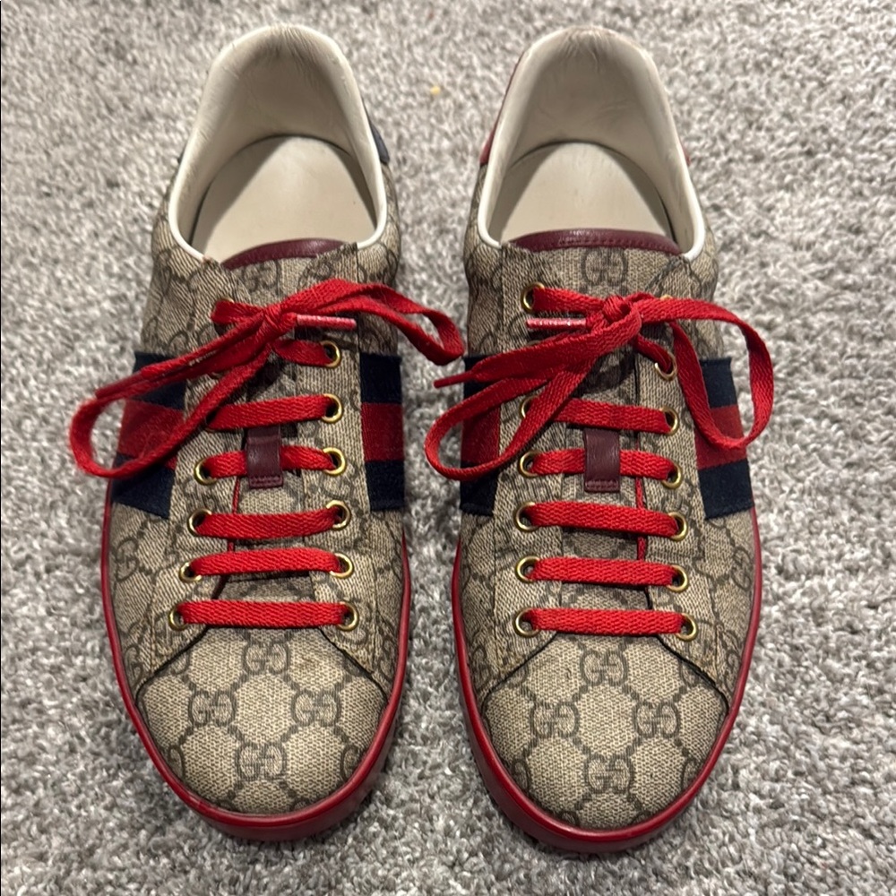 Gucci Beige and Red Patterned Sneakers